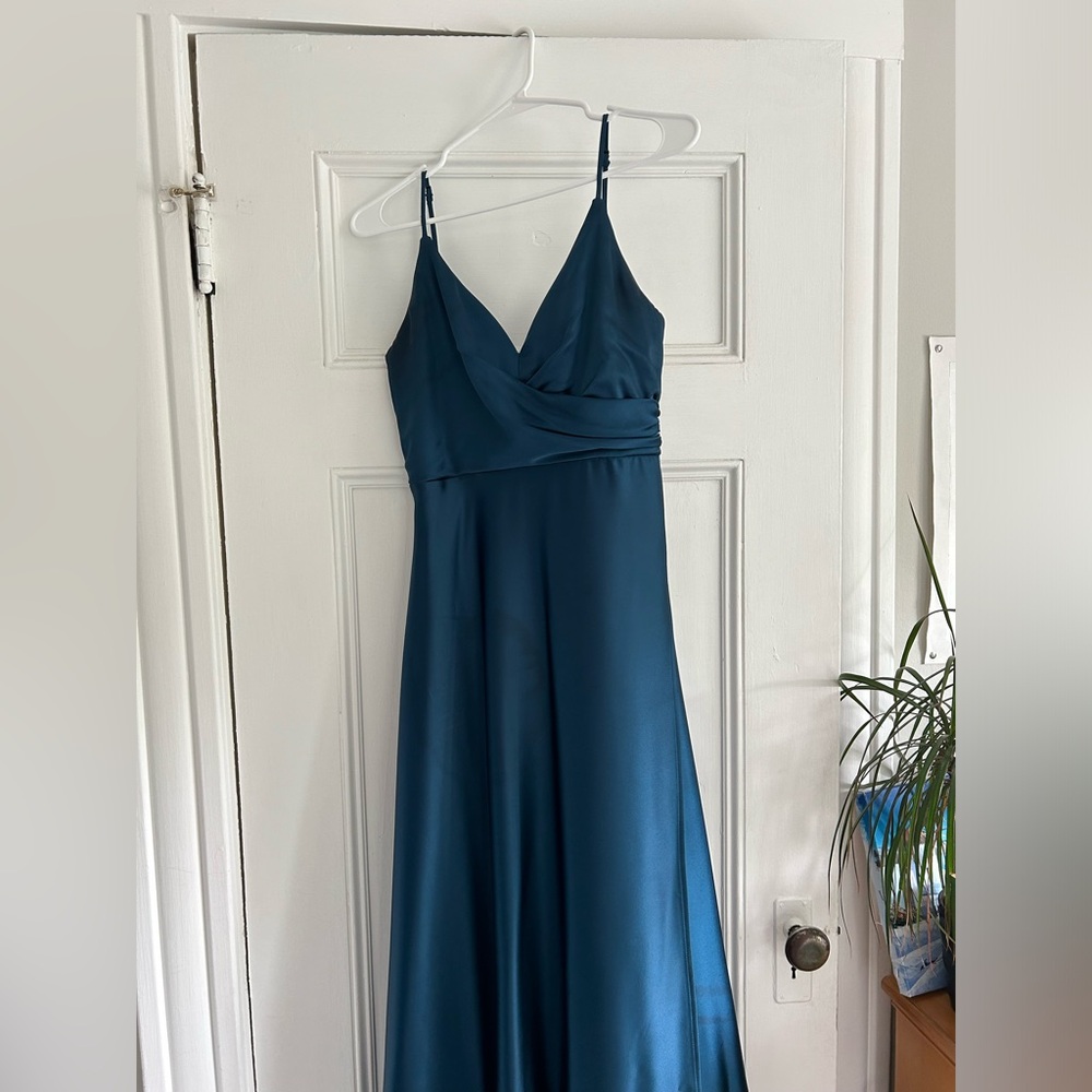 Lulus prom dress teal with slit